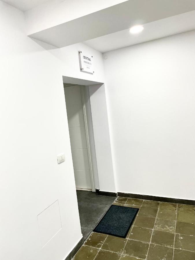 Central Studio Apartment 1, تيرانا المظهر الخارجي الصورة